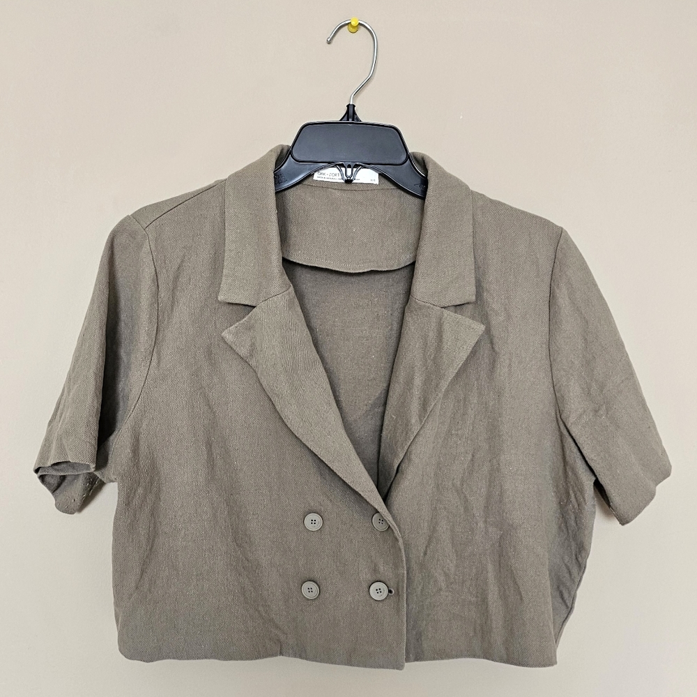 OAK + FORT Short Sleeve Cropped Linen Blouse